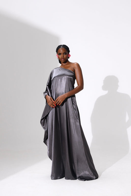 Flowy satin maxi dress with one size fit and asymmetric sleeve